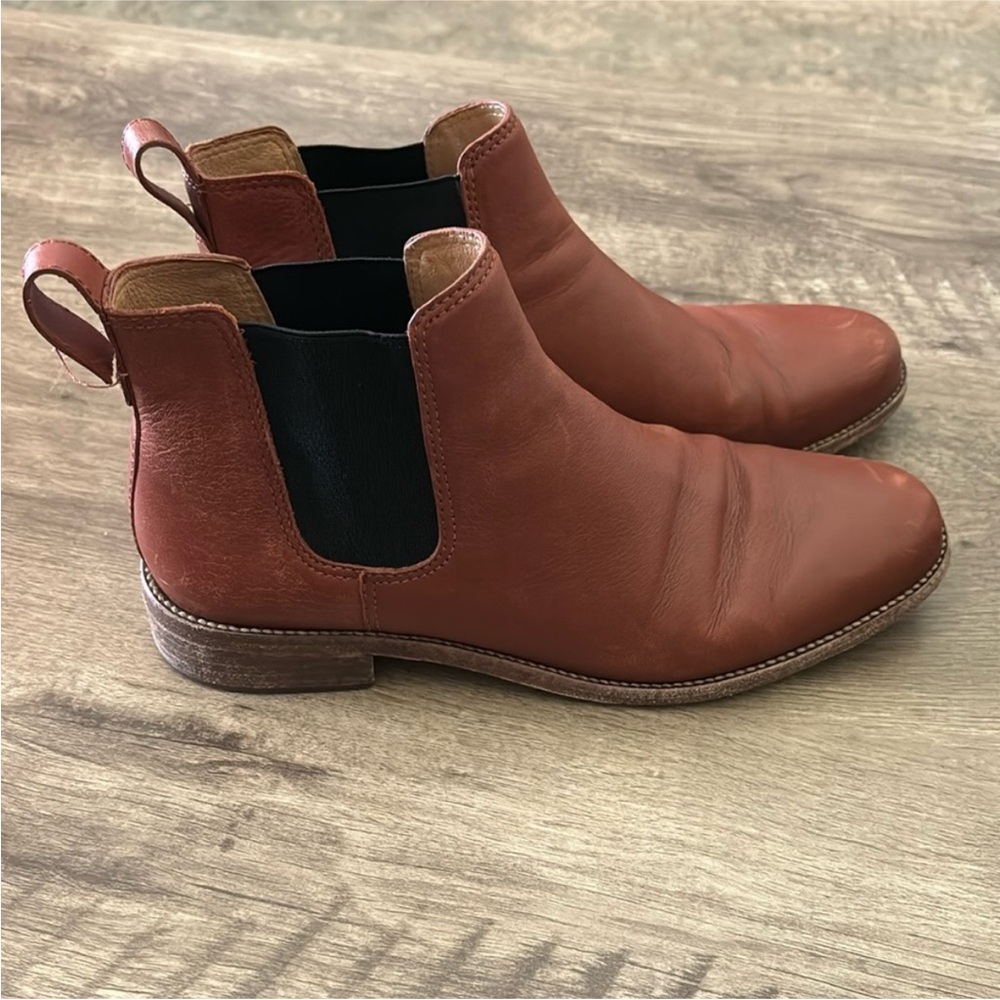 Madewell Men's Brown Leather Chelsea Boots